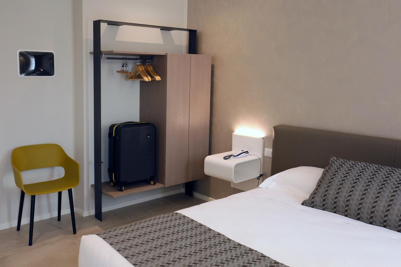Hotel Buena Onda Peschiera del Garda Luaran gambar