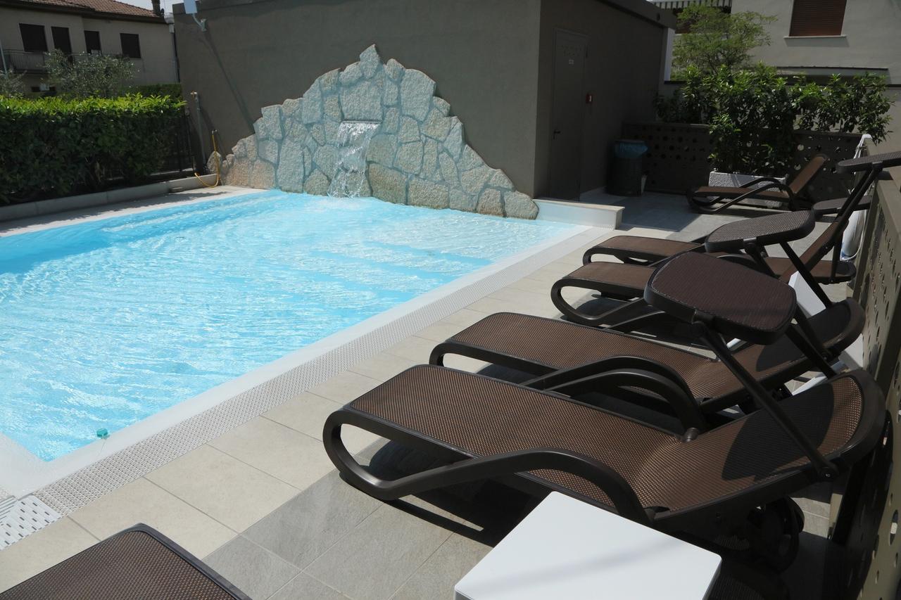 Hotel Buena Onda Peschiera del Garda Luaran gambar