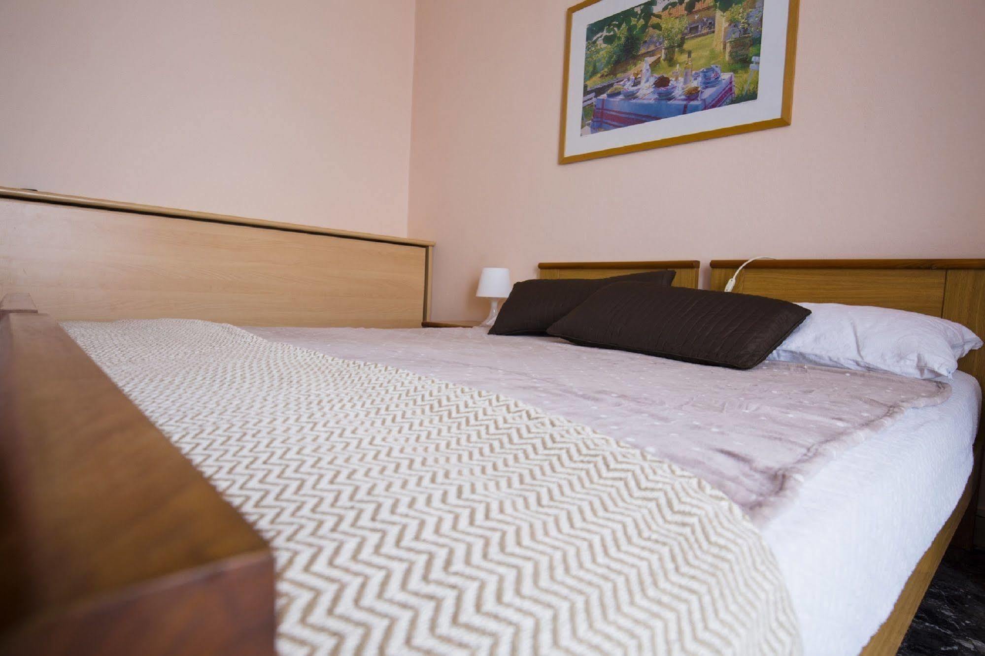 Hotel Buena Onda Peschiera del Garda Luaran gambar