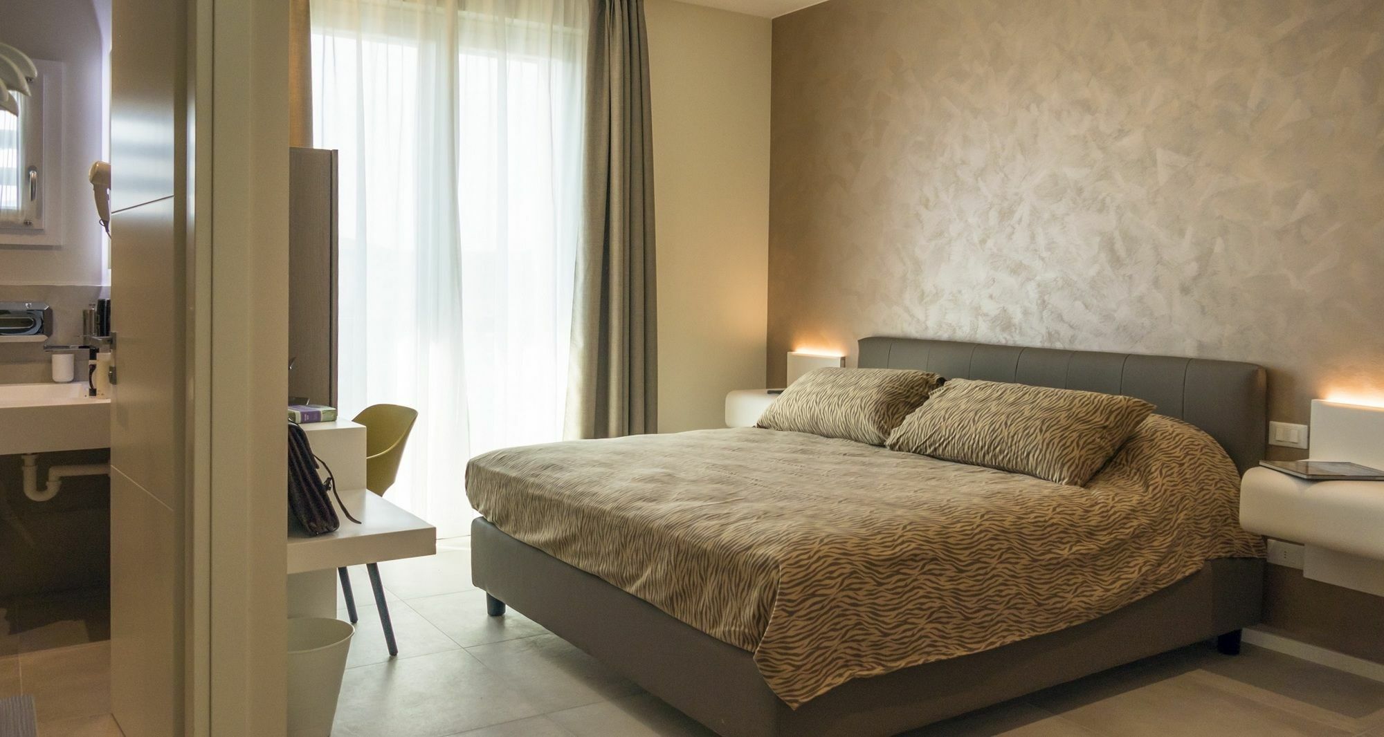 Hotel Buena Onda Peschiera del Garda Luaran gambar